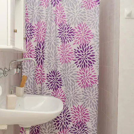 Krina Aparthotel